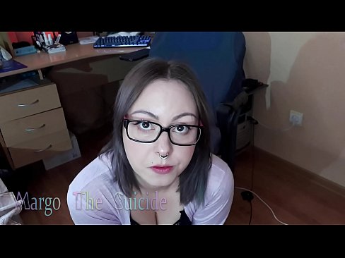 ❤️ Ang Sexy na Babae na may Salamin ay Sumipsip ng Dildo sa Camera ❤❌ Anal porn sa amin